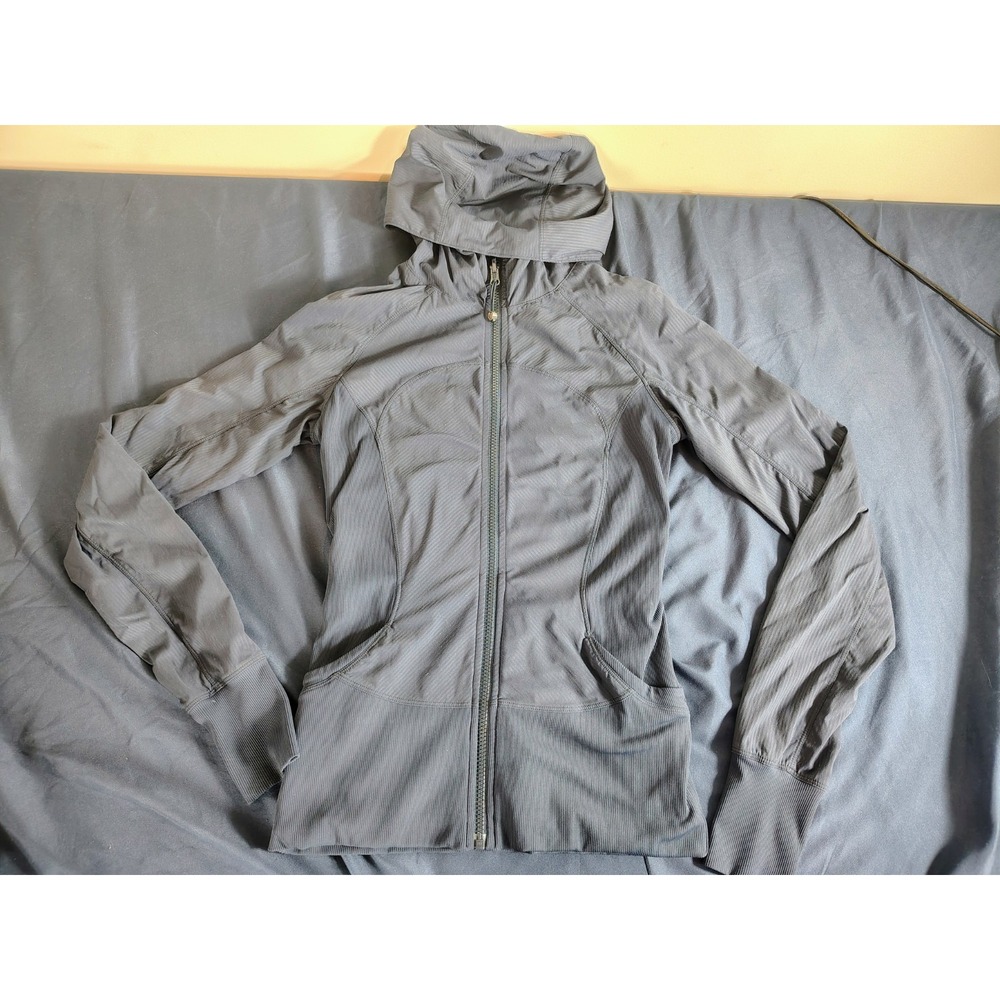 Lululemon reversible jacket Size 6 Blue